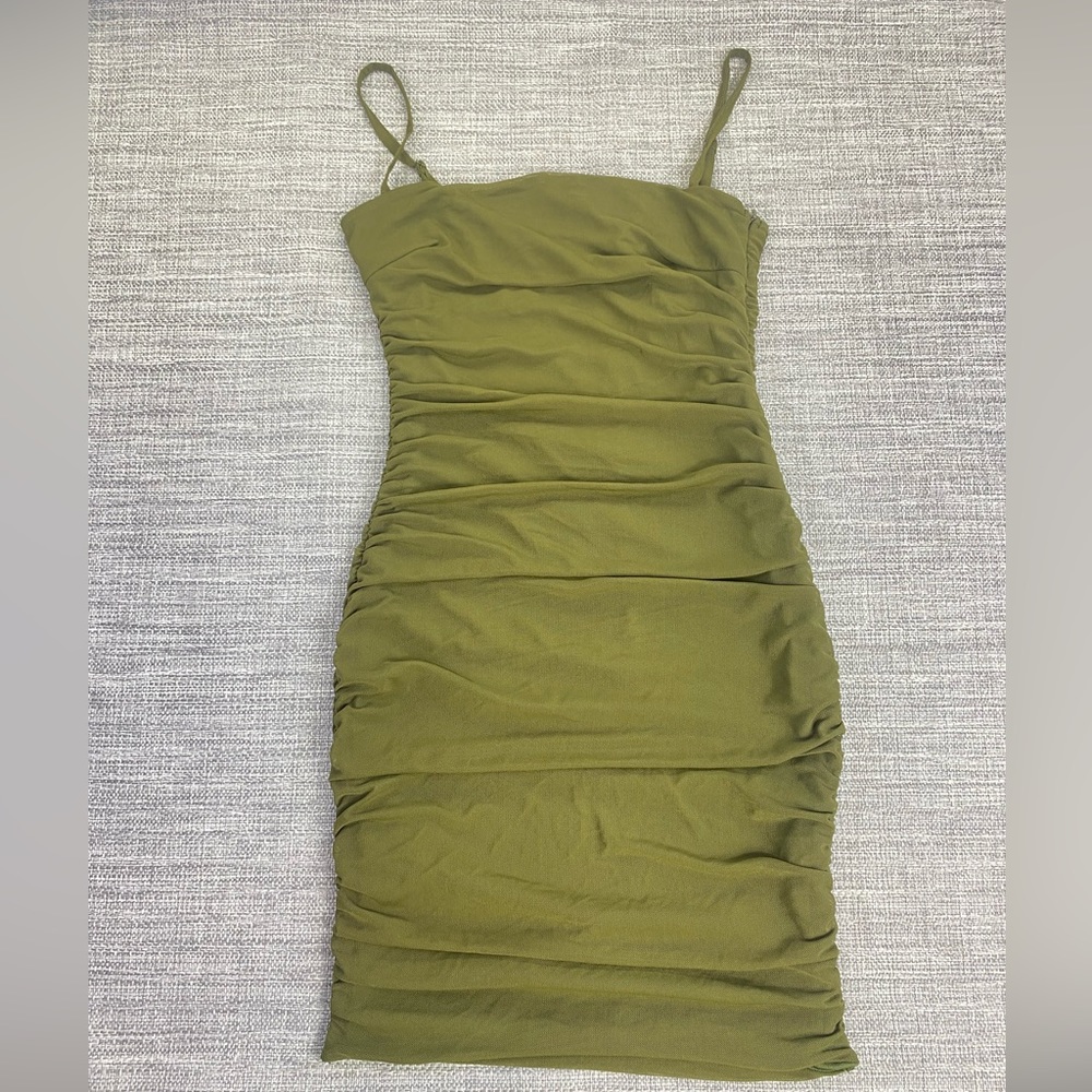 Princess Polly Green Dress Sz 2